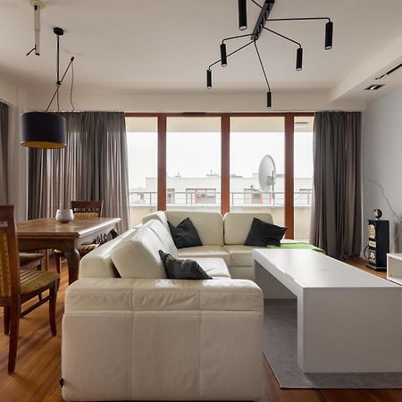 Hlonda Deluxe Apartment With Terrace Warsaw Luaran gambar